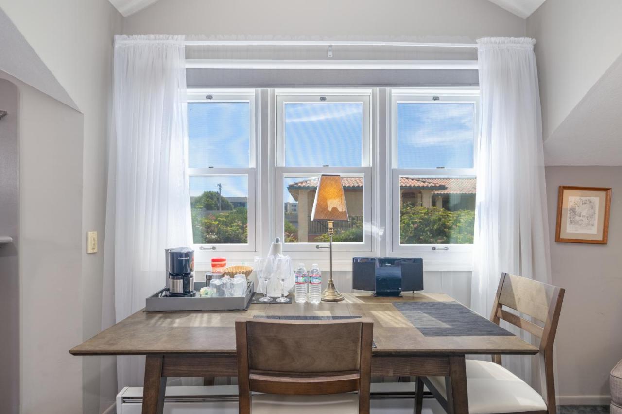 Nantucket Whale Inn, Half Moon Bay Eksteriør billede