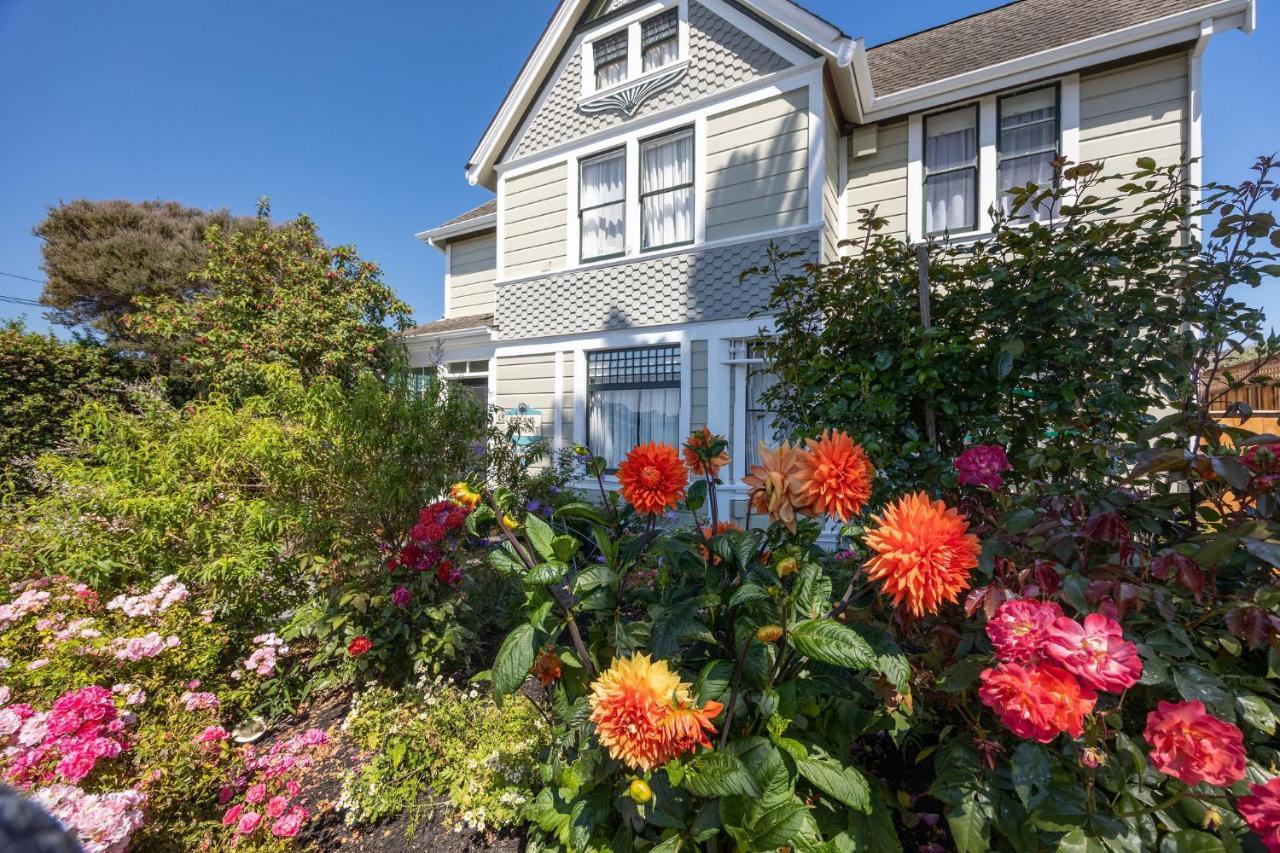 Nantucket Whale Inn, Half Moon Bay Eksteriør billede