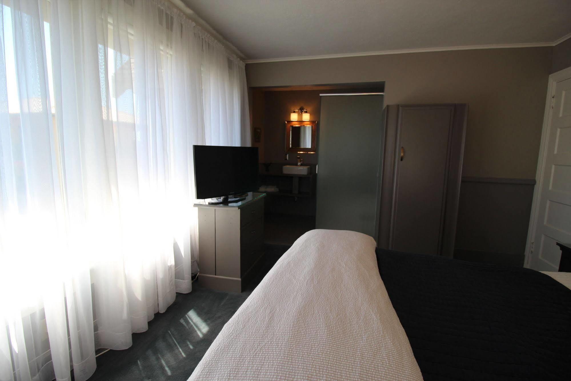 Nantucket Whale Inn, Half Moon Bay Eksteriør billede